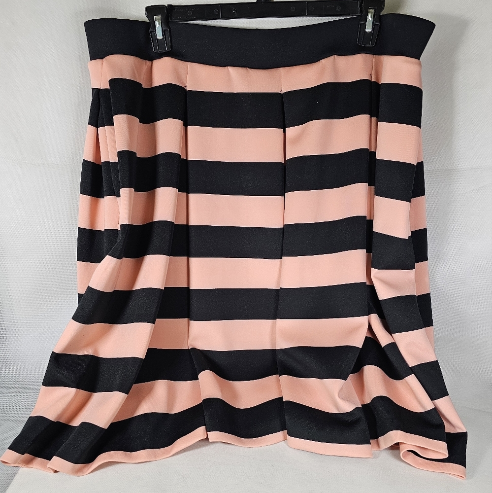 Pink & Black Ashley Nell Tipton Skirt Size 2x